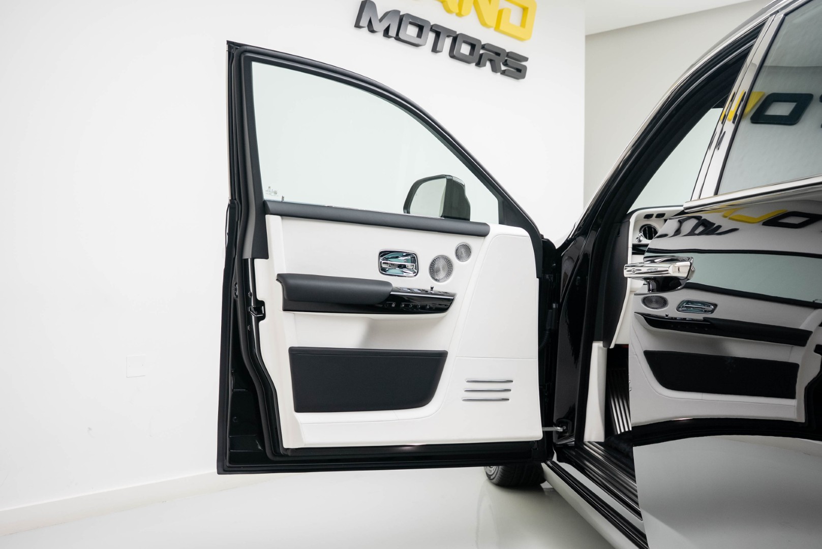 2026 ROLLS ROYCE PHANTOM | BLACK BADGE | GCC SPECS | WARRANTY SERVICE